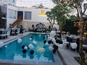 Loa sân khấu ngoài trời FBT tại nhà hàng Maison-3